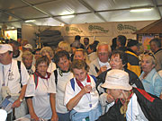 104. Deutscher Wandertag Ostsee 2004 Andrang am Stand des Vogtl. Tourismusverbandes auf der Tourismusmesse in Kühlingsborn